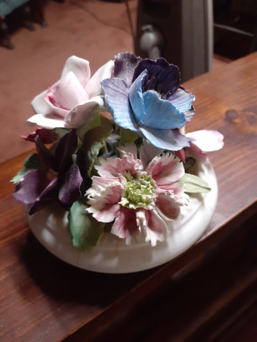 crown Staffordshire bouquet